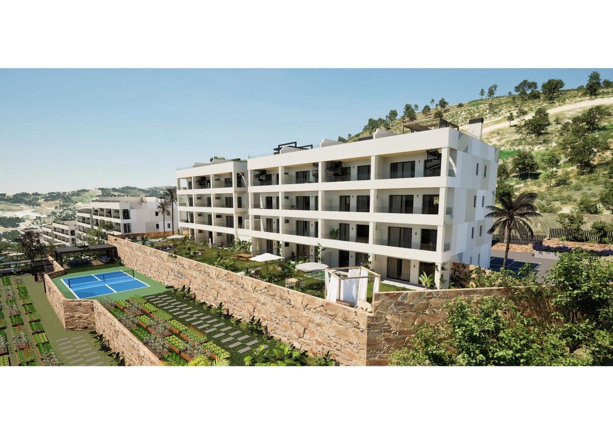 2 soveværelse Lejlighed til salg i Torrox med swimmingpool garage - € 235.000 (Ref: 9201963)