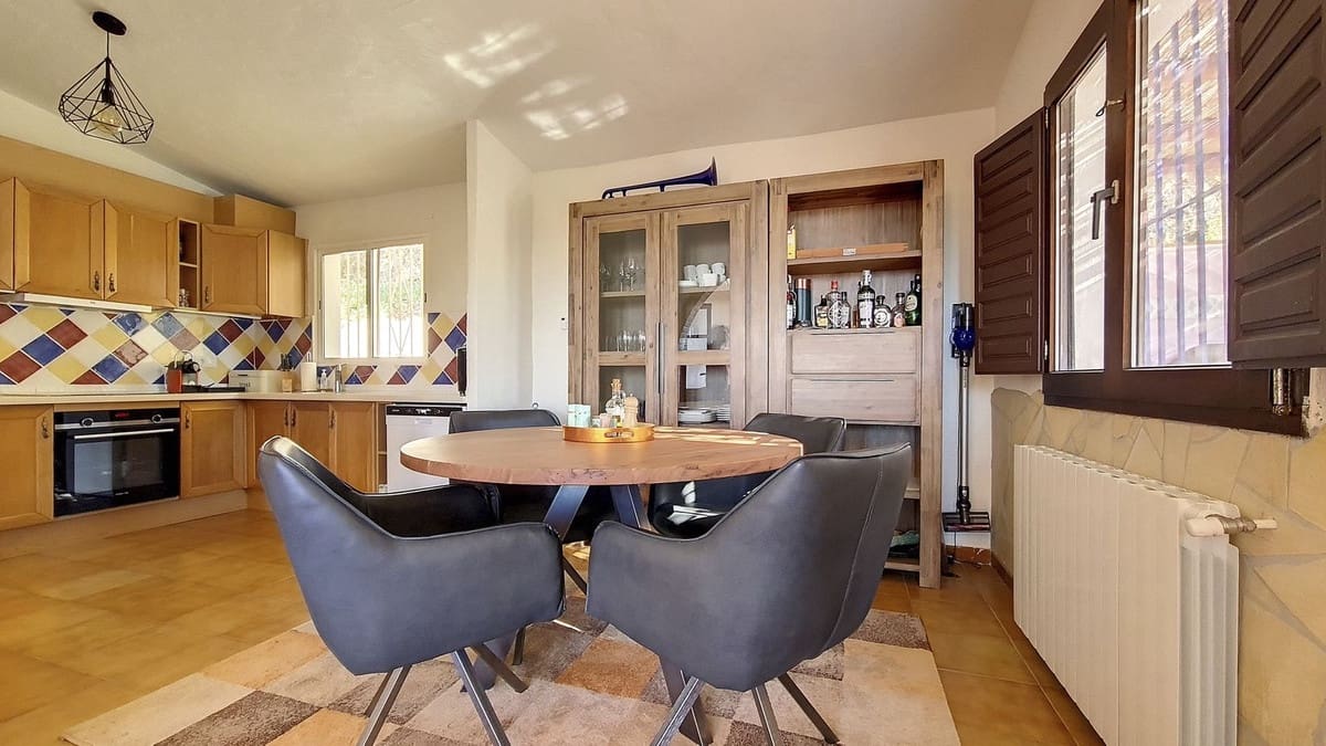 2 soverom Villa til salgs i Competa med garasje - € 315 000 (Ref: 9204935)