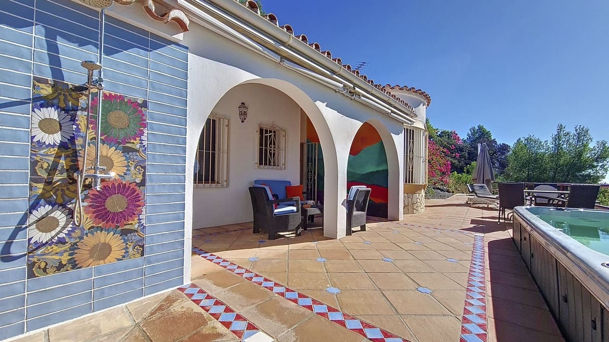 2 soverom Villa til salgs i Competa med garasje - € 315 000 (Ref: 9204935)