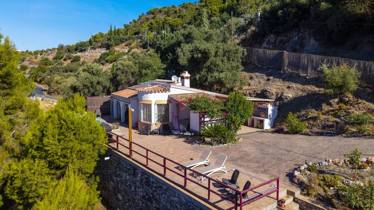 2 soverom Villa til salgs i Competa med garasje - € 315 000 (Ref: 9204935)