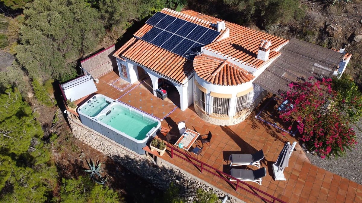 2 soverom Villa til salgs i Competa med garasje - € 315 000 (Ref: 9204935)