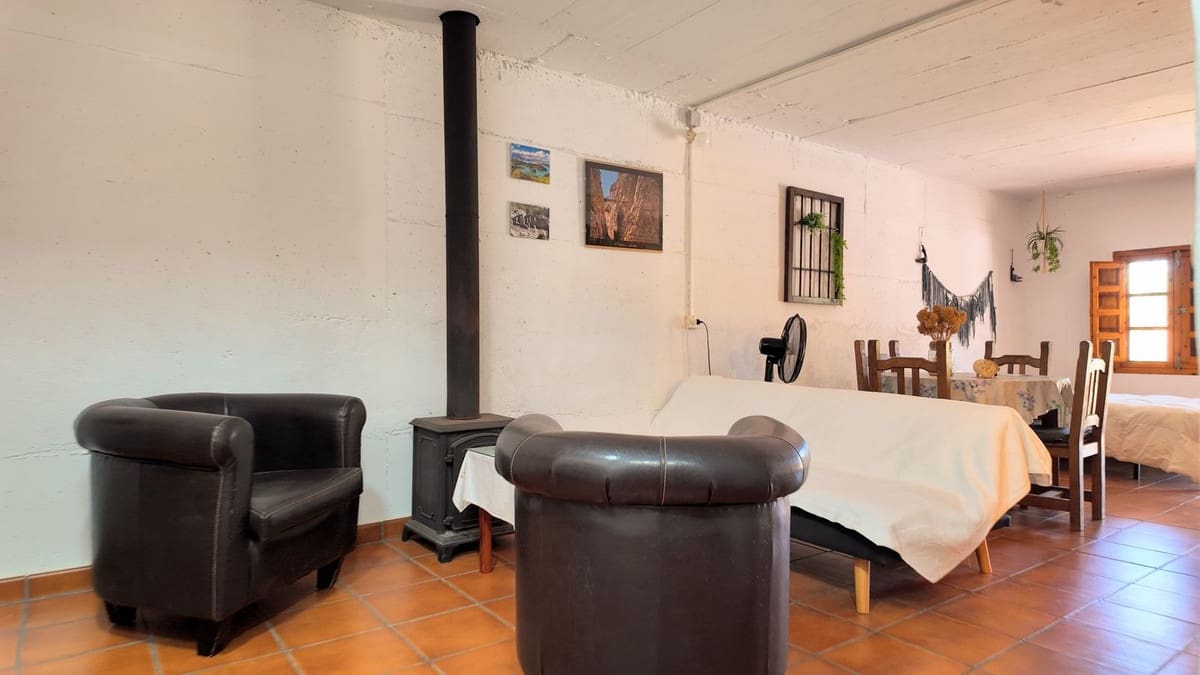 2 chambre Finca/Maison de Campagne à vendre à Ardales avec piscine - 299 000 € (Ref: 9230697)