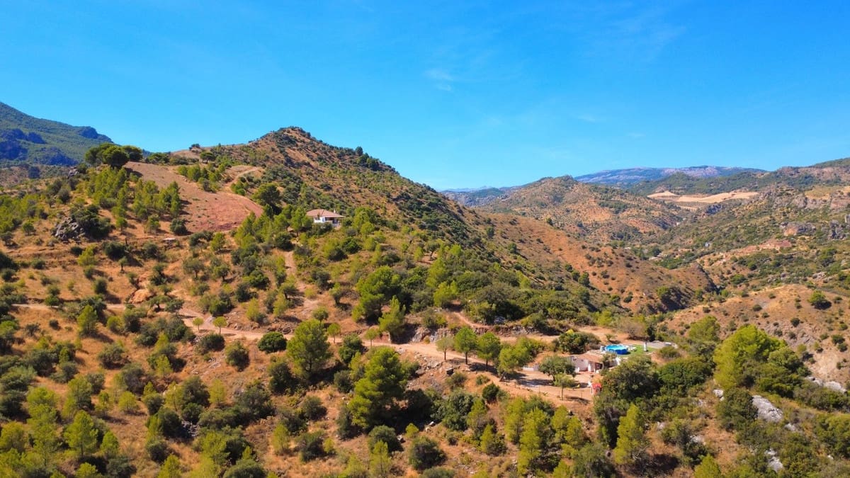 2 chambre Finca/Maison de Campagne à vendre à Ardales avec piscine - 299 000 € (Ref: 9230697)