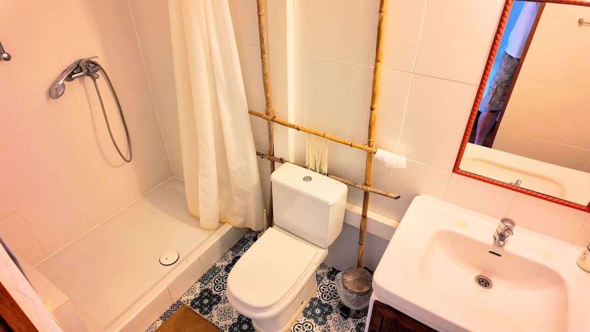 2 soveværelse Finca/Landehus til salg i Ardales med swimmingpool - € 299.000 (Ref: 9230697)
