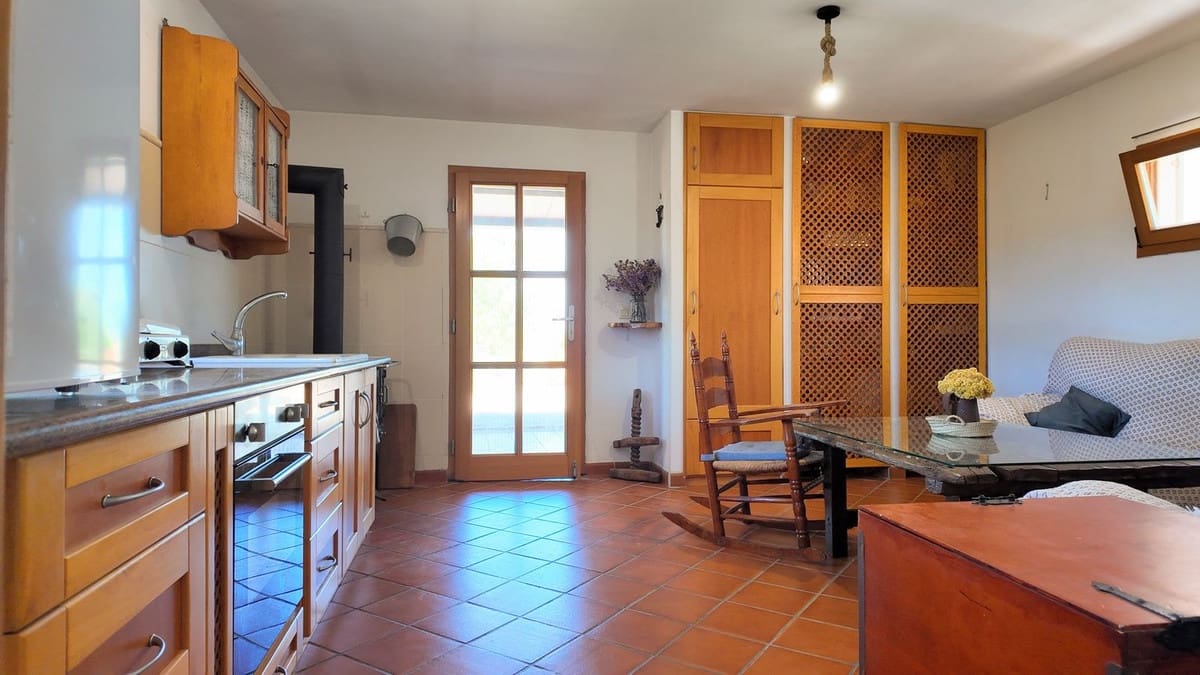 2 soveværelse Finca/Landehus til salg i Ardales med swimmingpool - € 299.000 (Ref: 9230697)