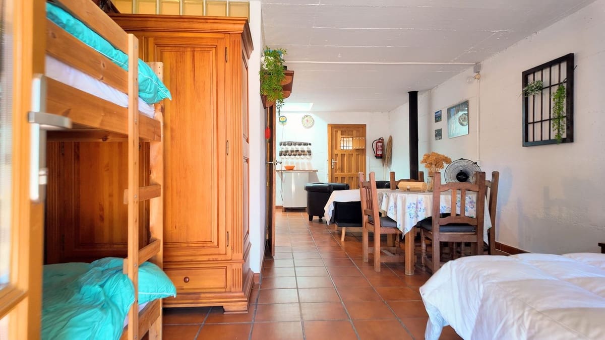 2 soveværelse Finca/Landehus til salg i Ardales med swimmingpool - € 299.000 (Ref: 9230697)