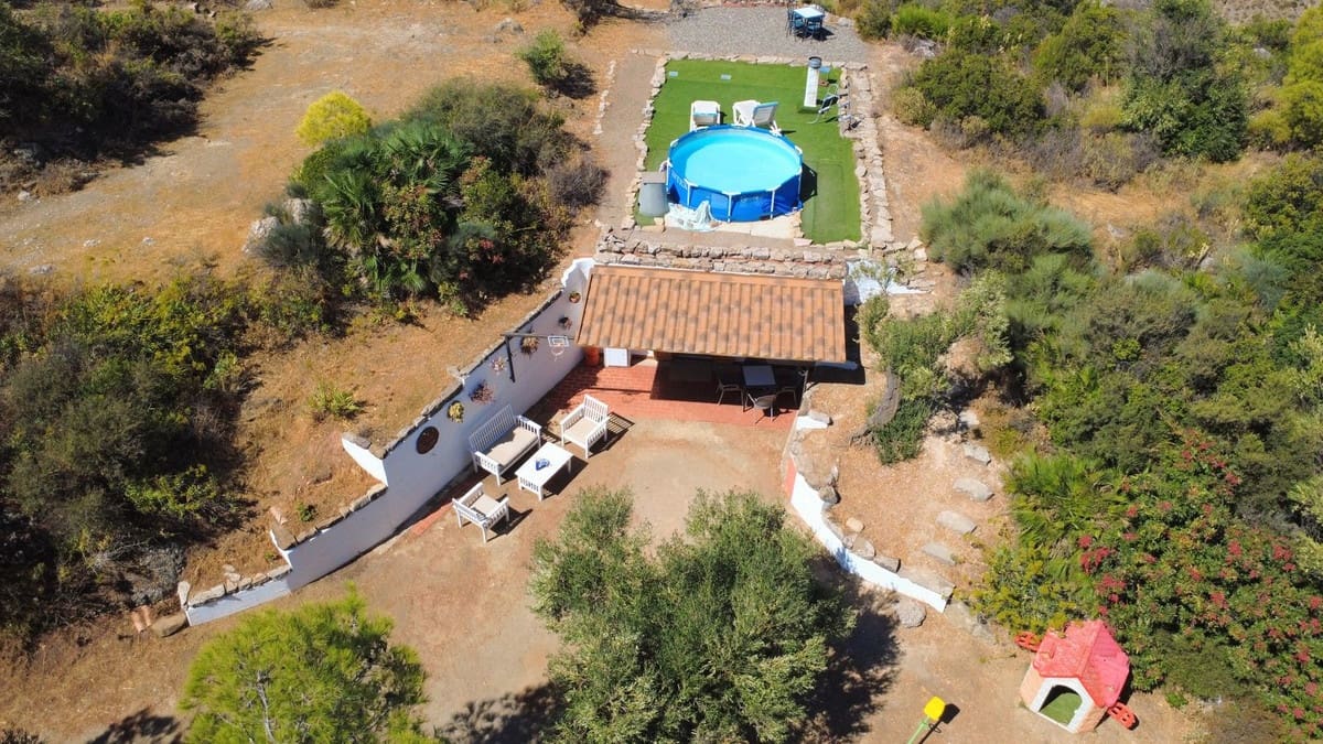 2 soveværelse Finca/Landehus til salg i Ardales med swimmingpool - € 299.000 (Ref: 9230697)