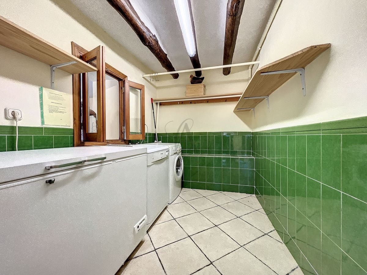 6 quarto Quinta/Casa Rural para venda em Iznajar com piscina garagem - 545 000 € (Ref: 9253922)