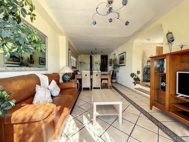6 slaapkamer Finca/Landhuis te koop in Iznájar met zwembad garage - € 545.000 (Ref: 9253922)
