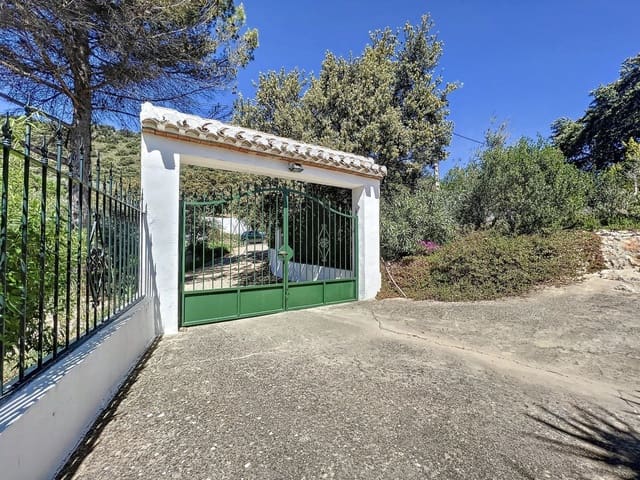 6 slaapkamer Finca/Landhuis te koop in Iznájar met zwembad garage - € 545.000 (Ref: 9253922)