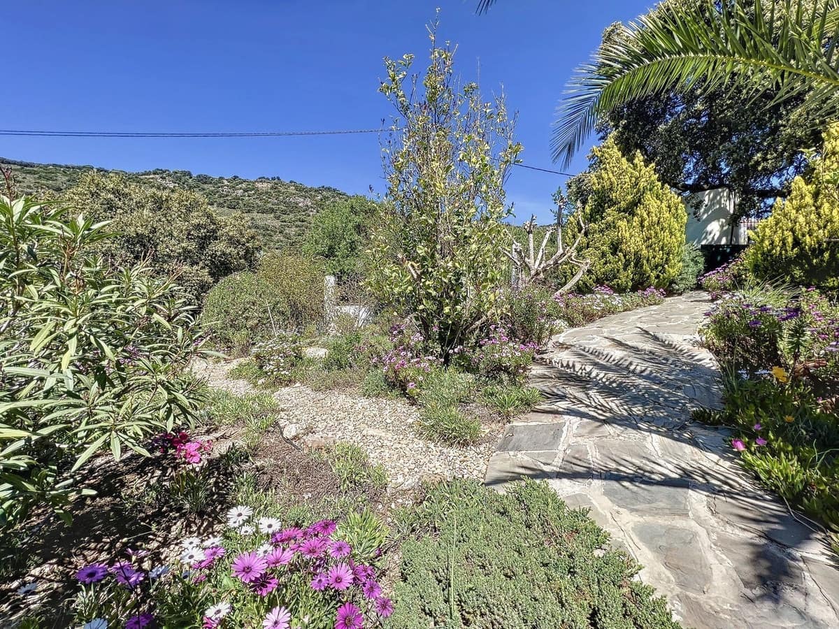 6 quarto Quinta/Casa Rural para venda em Iznajar com piscina garagem - 545 000 € (Ref: 9253922)
