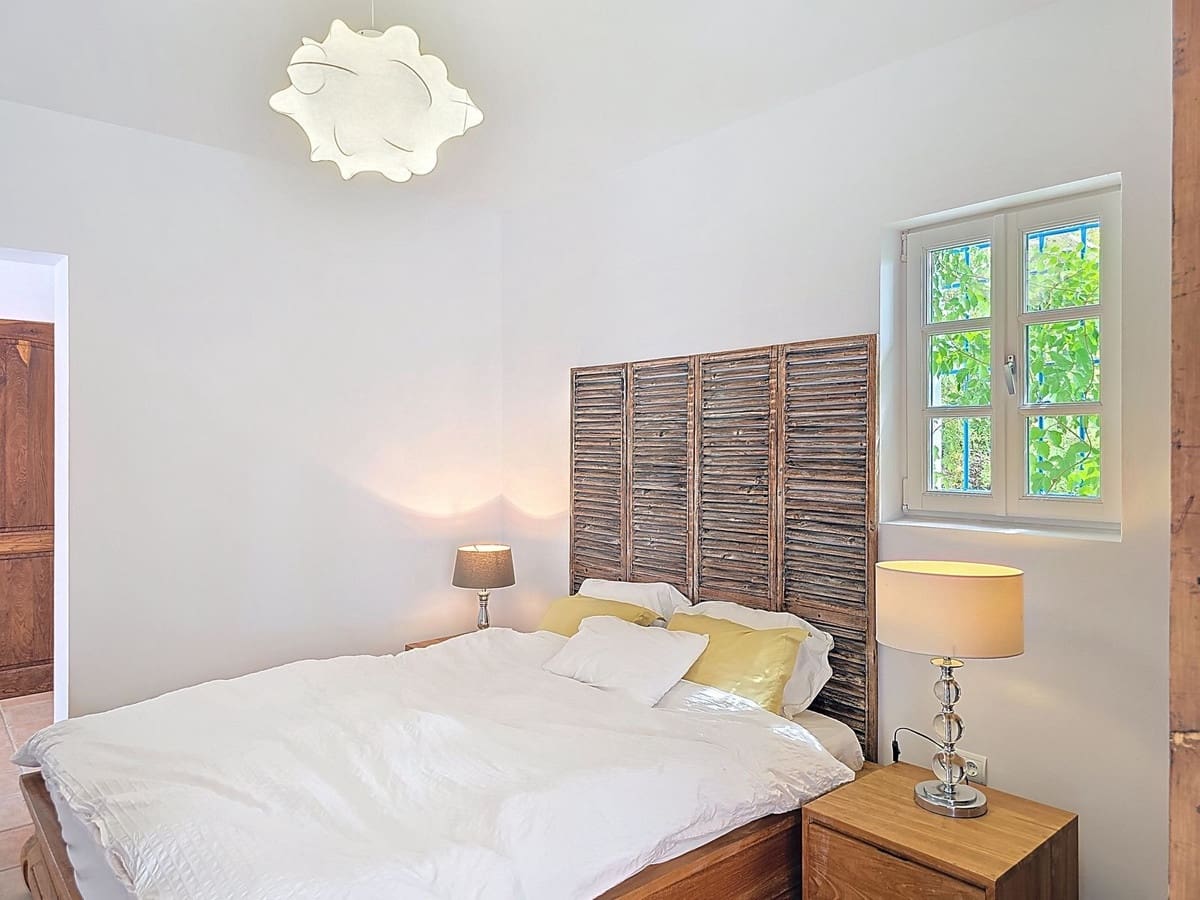 3 bedroom Villa for sale in Sayalonga with pool garage - € 845,000 (Ref: 9254407)