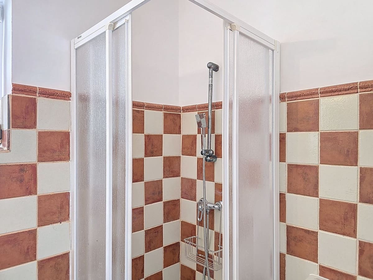 3 bedroom Villa for sale in Sayalonga with pool garage - € 845,000 (Ref: 9254407)