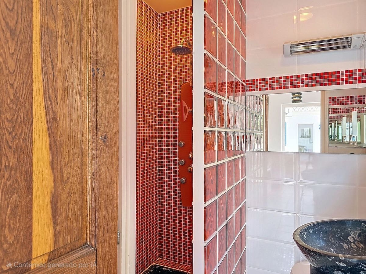 3 makuuhuone Huvila myytävänä paikassa Sayalonga mukana uima-altaan 
autotalli - 845 000 € (Ref: 9254407)