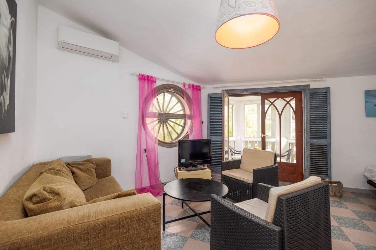 7 soveværelse Finca/Landehus til salg i Frigiliana med swimmingpool garage - € 1.250.000 (Ref: 9263391)