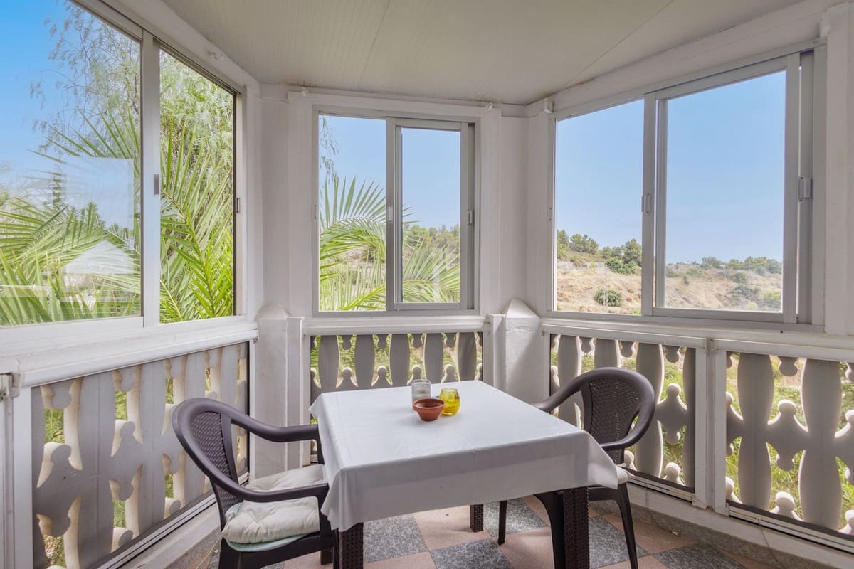 7 soveværelse Finca/Landehus til salg i Frigiliana med swimmingpool garage - € 1.250.000 (Ref: 9263391)