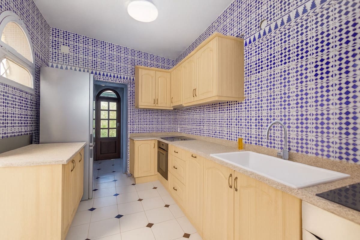 7 soveværelse Finca/Landehus til salg i Frigiliana med swimmingpool garage - € 1.250.000 (Ref: 9263391)