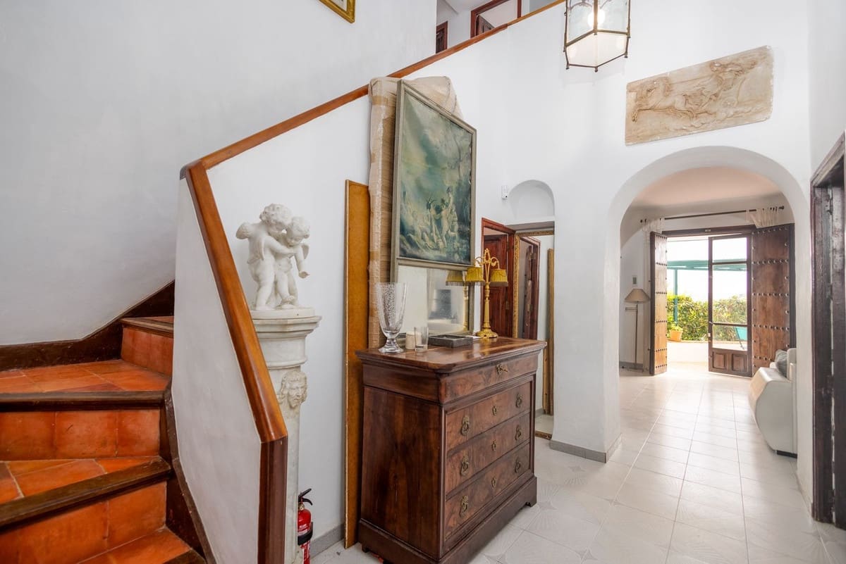 7 bedroom Finca/Country House for sale in Frigiliana with pool garage - € 1,250,000 (Ref: 9263391)