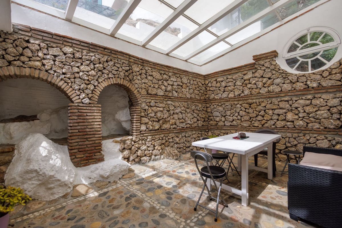 7 bedroom Finca/Country House for sale in Frigiliana with pool garage - € 1,250,000 (Ref: 9263391)