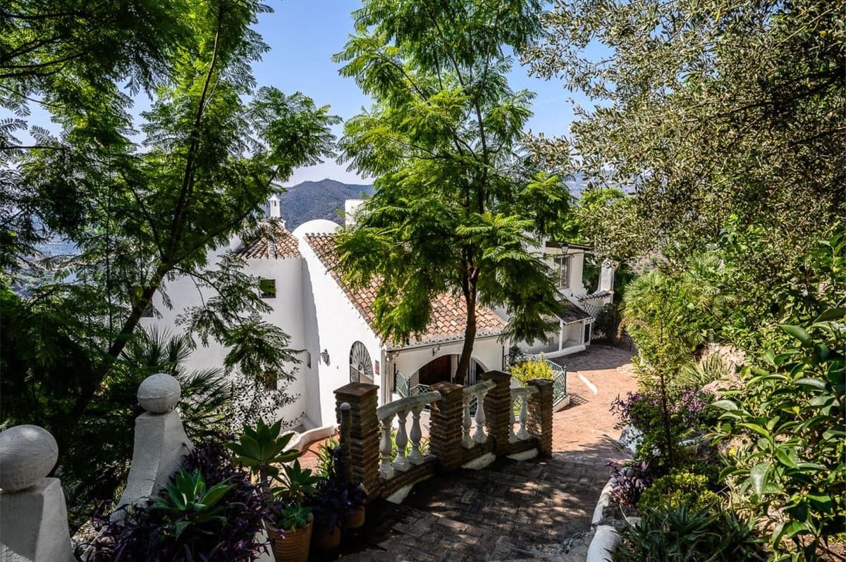 7 bedroom Finca/Country House for sale in Frigiliana with pool garage - € 1,250,000 (Ref: 9263391)