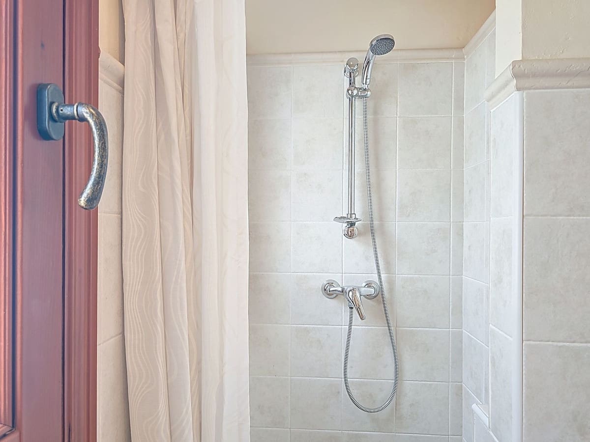 3 sypialnia Willa na sprzedaż w Almogia z basenem garażem - 479 000 € (Ref: 9263889)