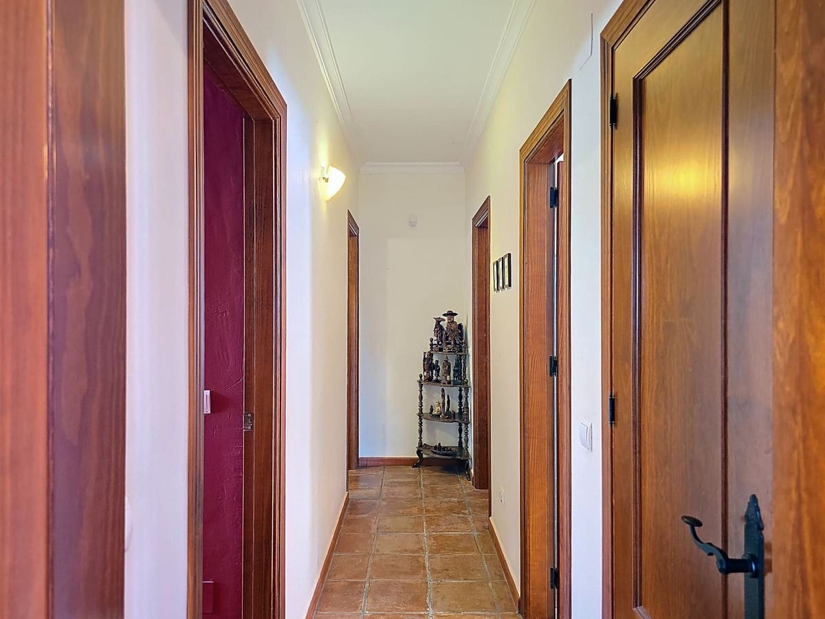 3 sypialnia Willa na sprzedaż w Almogia z basenem garażem - 479 000 € (Ref: 9263889)