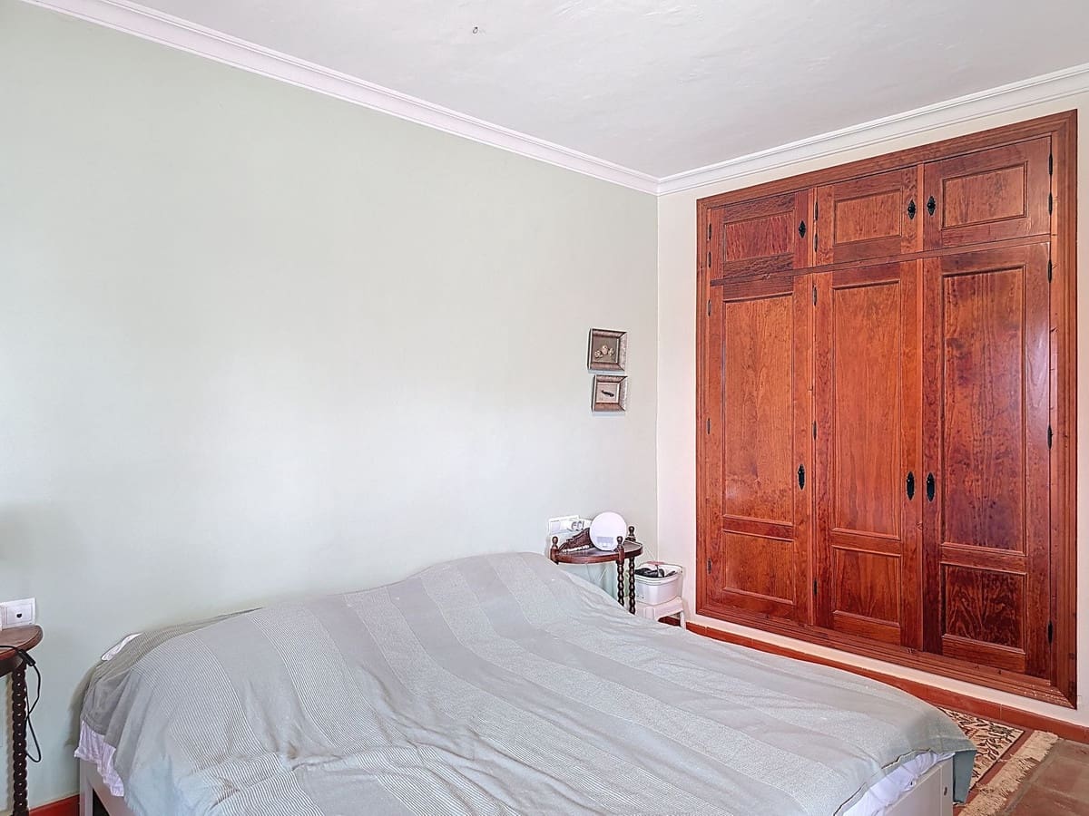 3 sypialnia Willa na sprzedaż w Almogia z basenem garażem - 479 000 € (Ref: 9263889)