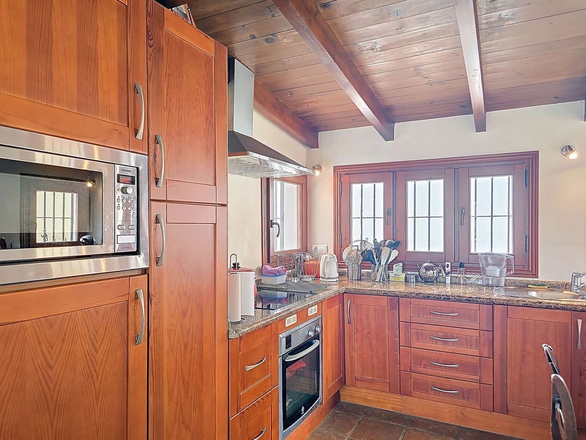 3 sypialnia Willa na sprzedaż w Almogia z basenem garażem - 479 000 € (Ref: 9263889)