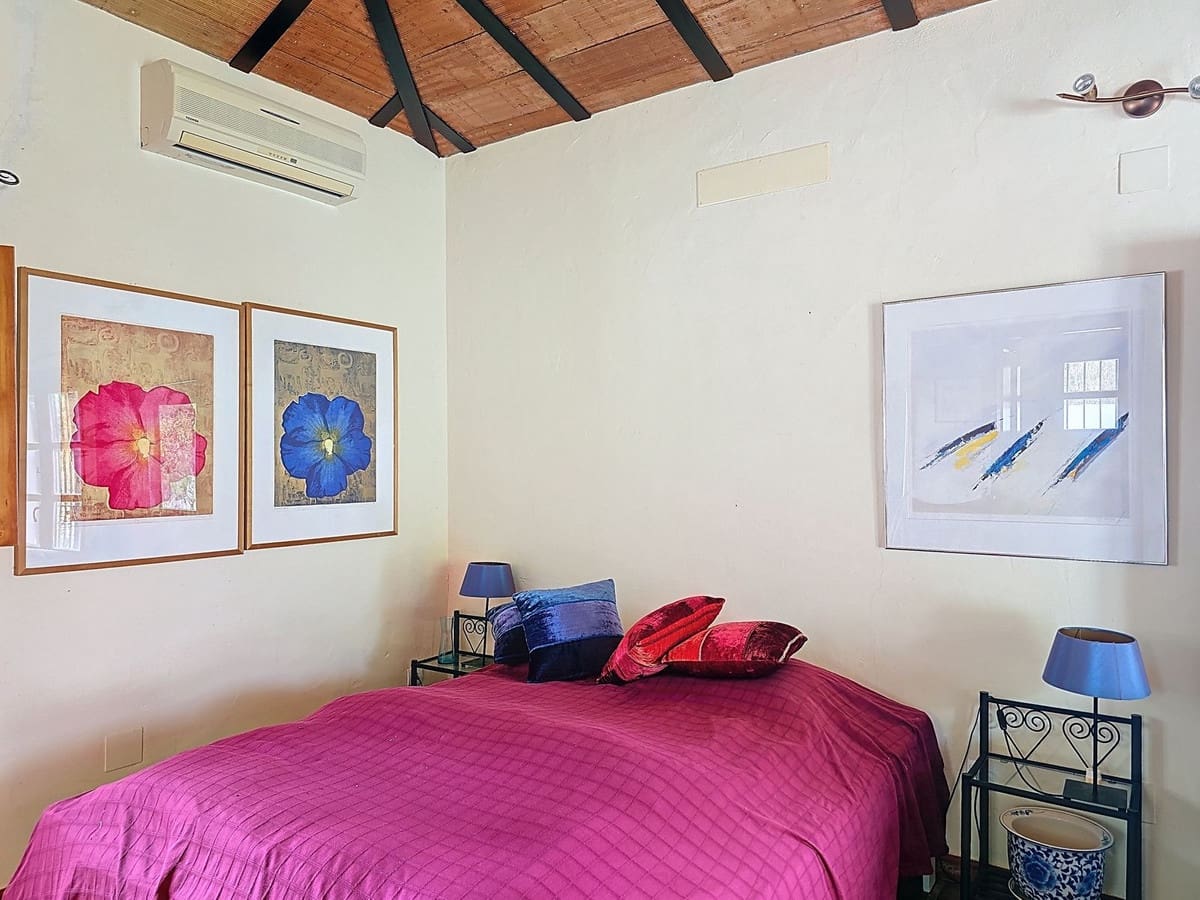 3 sypialnia Willa na sprzedaż w Almogia z basenem garażem - 479 000 € (Ref: 9263889)