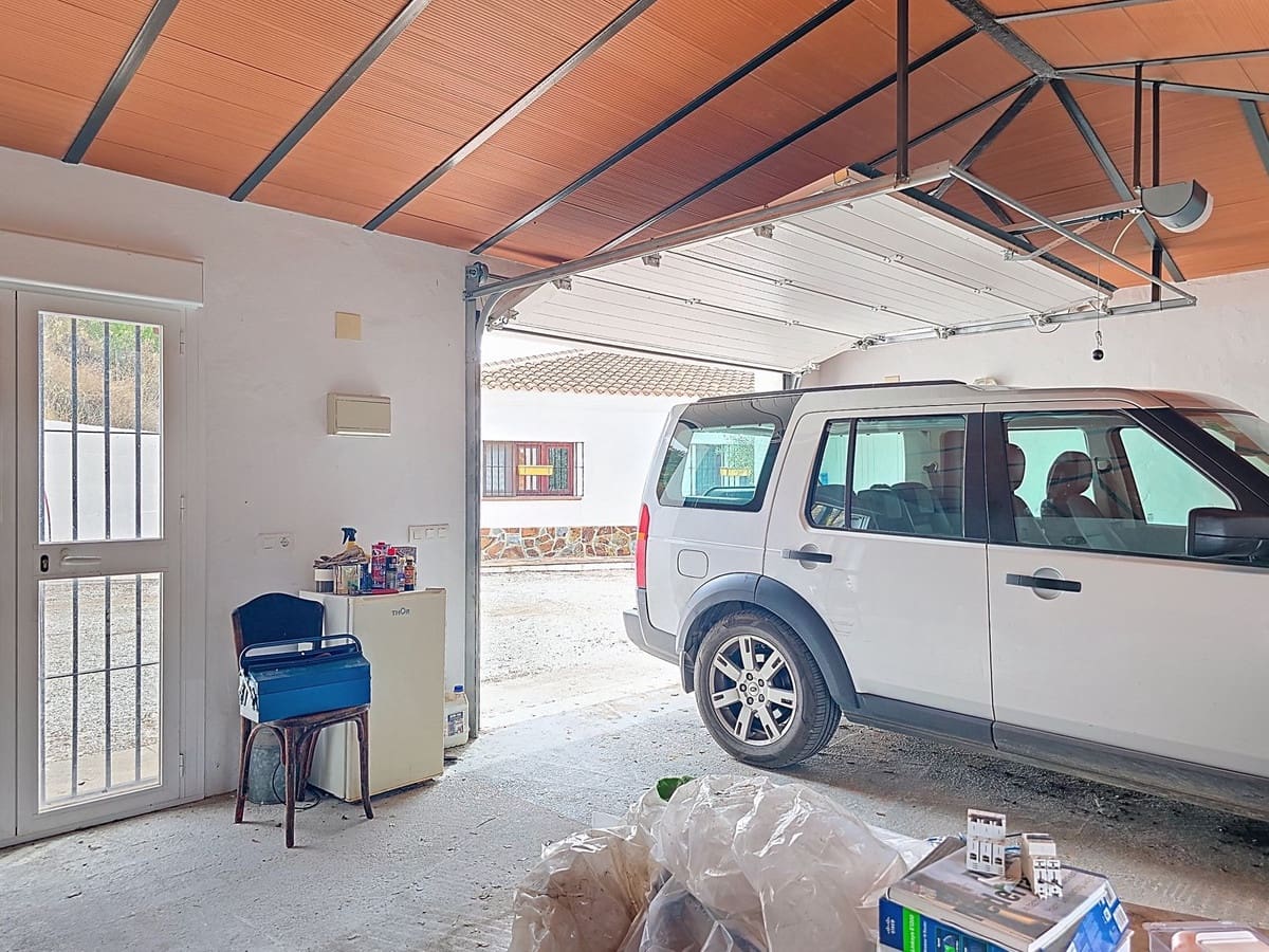 3 sypialnia Willa na sprzedaż w Almogia z basenem garażem - 479 000 € (Ref: 9263889)