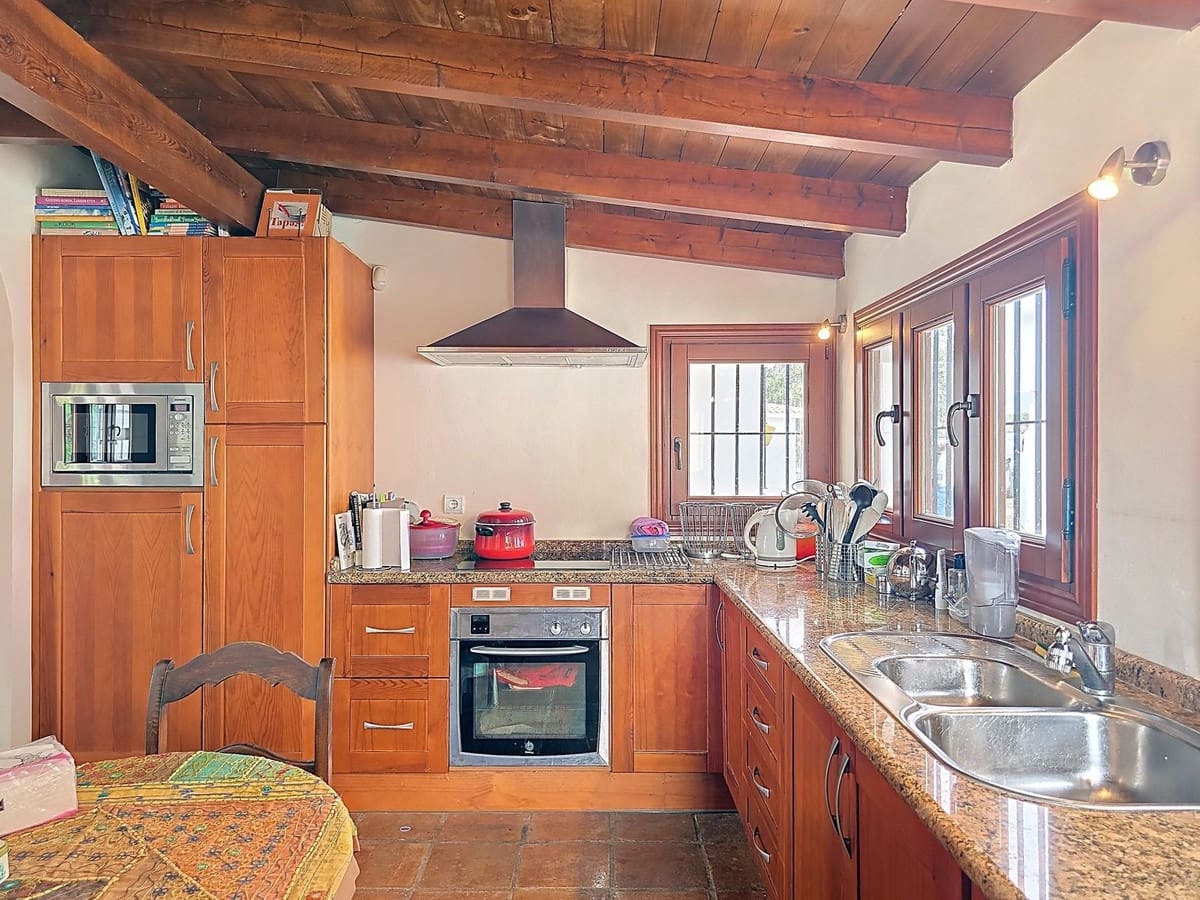 3 sypialnia Willa na sprzedaż w Almogia z basenem garażem - 479 000 € (Ref: 9263889)