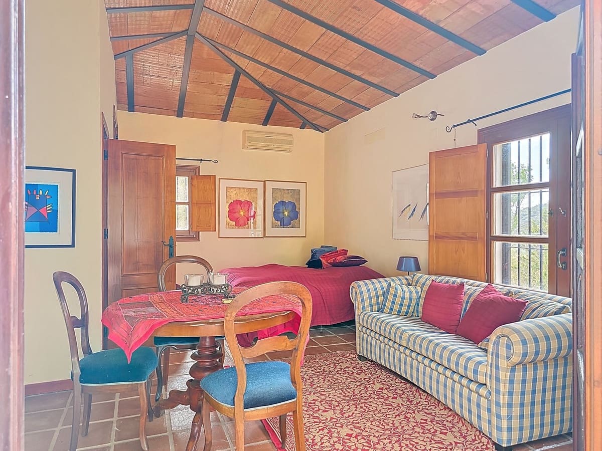 3 sypialnia Willa na sprzedaż w Almogia z basenem garażem - 479 000 € (Ref: 9263889)