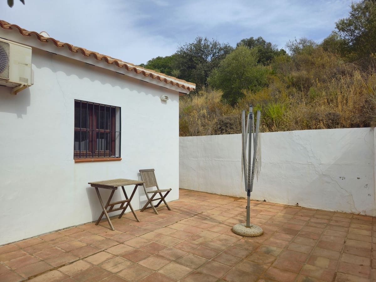 3 sypialnia Willa na sprzedaż w Almogia z basenem garażem - 479 000 € (Ref: 9263889)