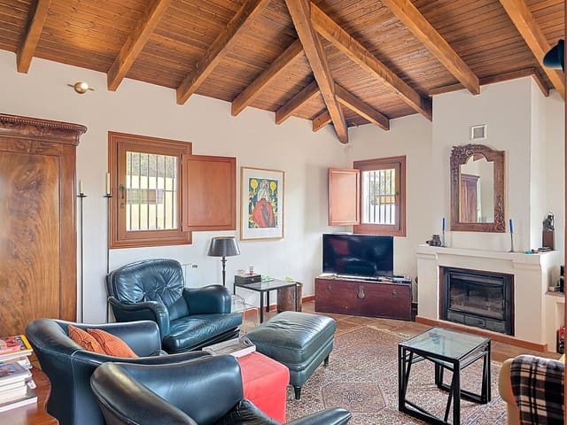 3 sypialnia Willa na sprzedaż w Almogía z basenem garażem - 479 000 € (Ref: 9263889)