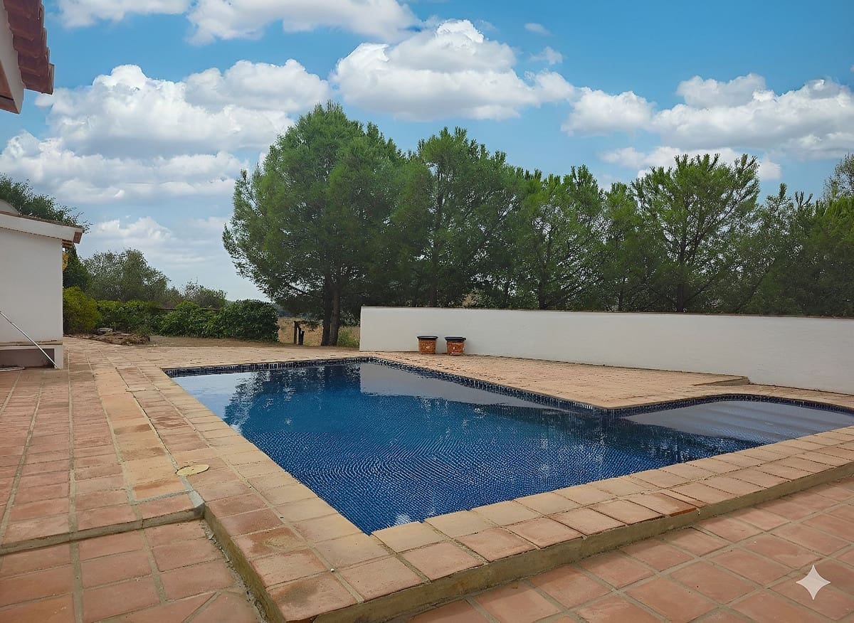 3 sypialnia Willa na sprzedaż w Almogia z basenem garażem - 479 000 € (Ref: 9263889)