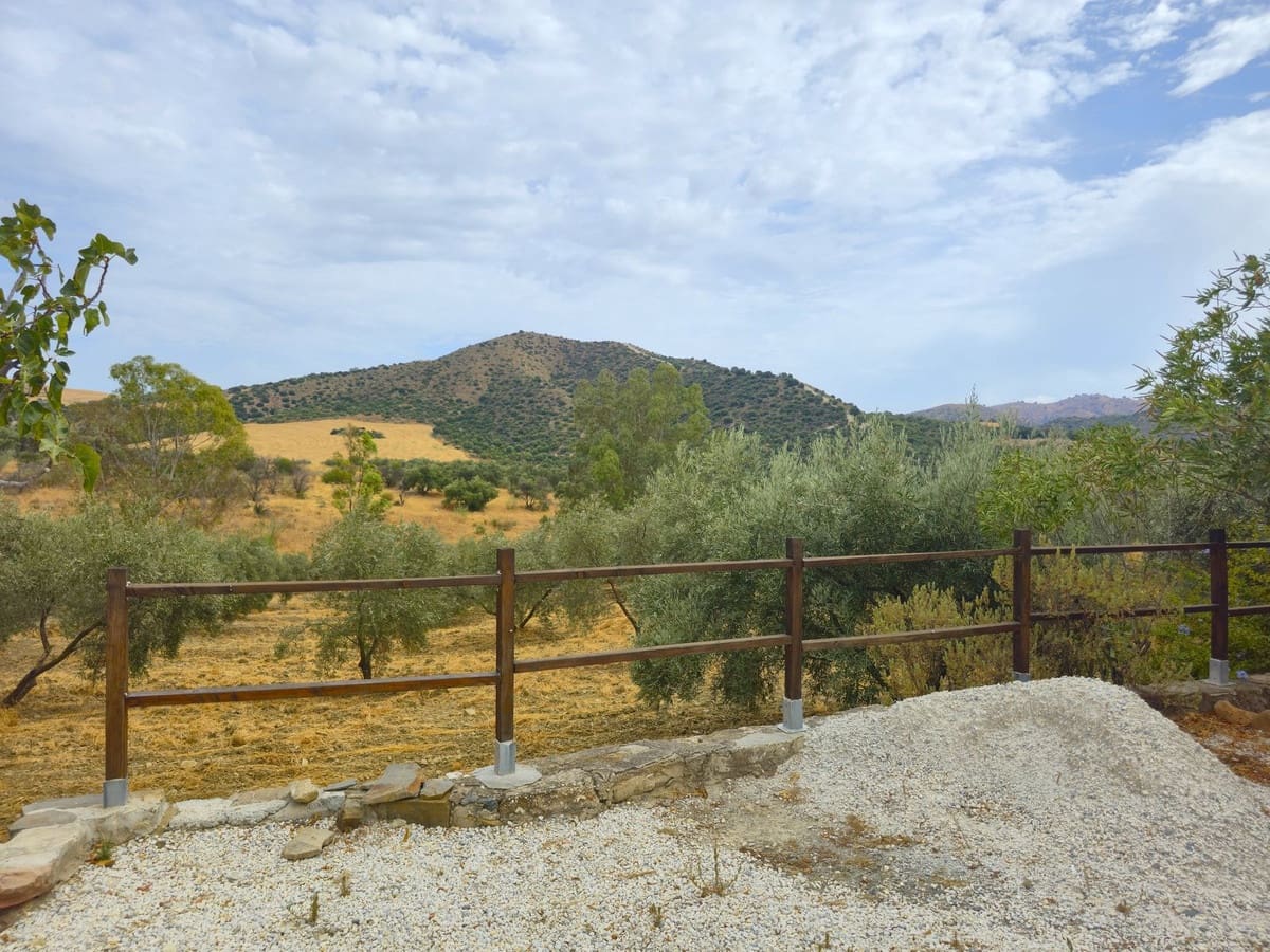 3 soveværelse Finca/Landehus til salg i Alora med garage - € 179.000 (Ref: 9288021)