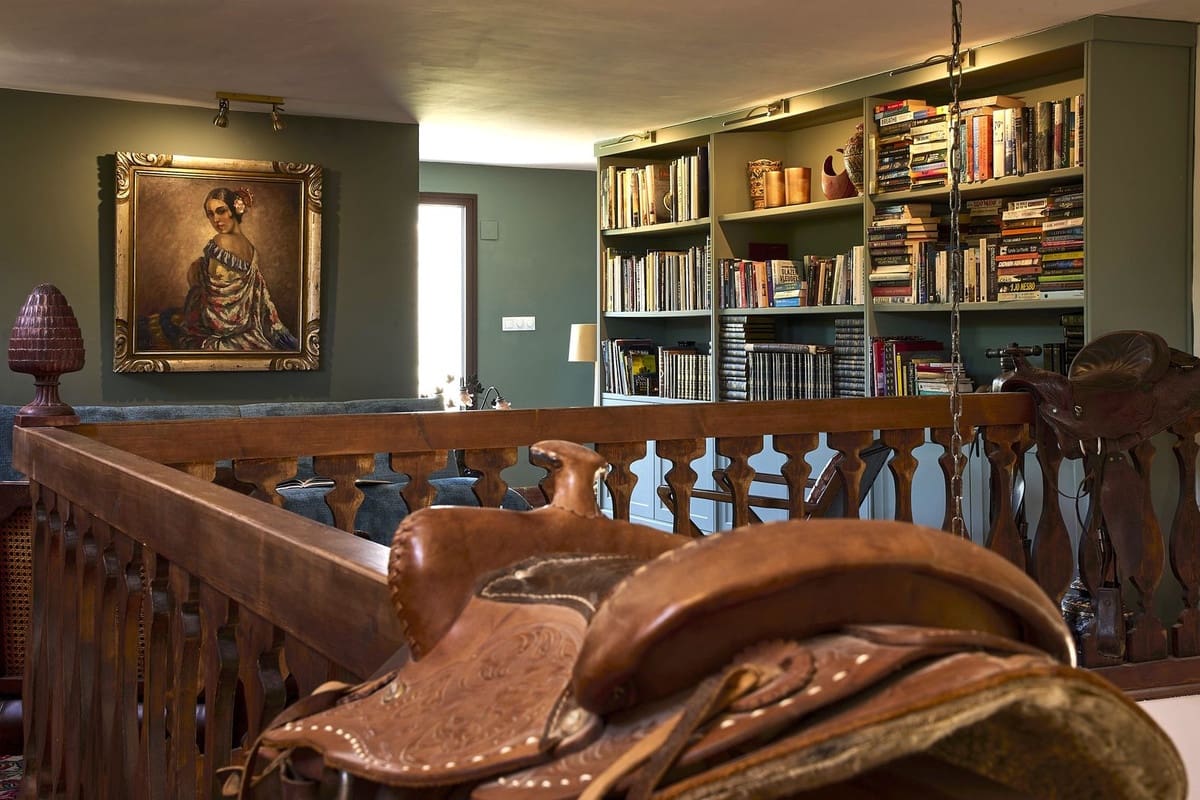 5 bedroom Finca/Country House for sale in Comares with pool garage - € 1,650,000 (Ref: 9302816)