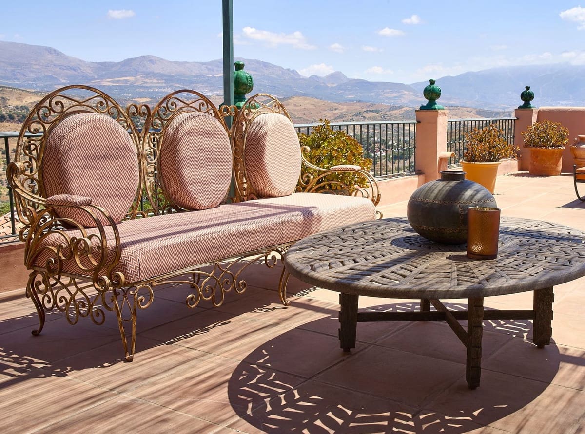 5 bedroom Finca/Country House for sale in Comares with pool garage - € 1,650,000 (Ref: 9302816)