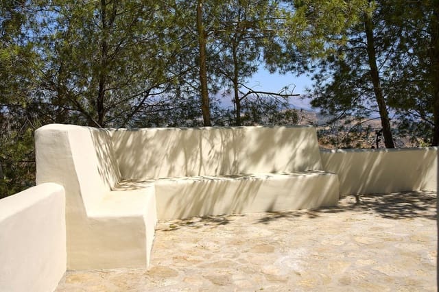 5 sypialnia Finka/Dom wiejski na sprzedaż w Comares z basenem garażem - 1 650 000 € (Ref: 9302816)