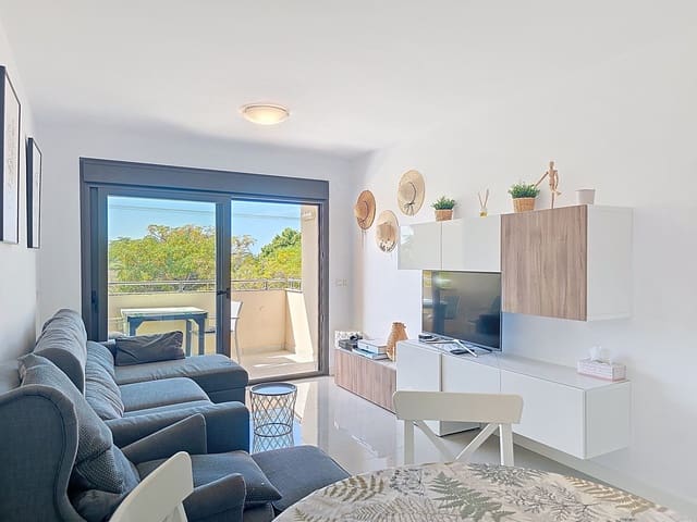 2 soveværelse Lejlighed til salg i Torre del Mar, Vélez-Málaga med swimmingpool garage - € 339.000 (Ref: 9303845)