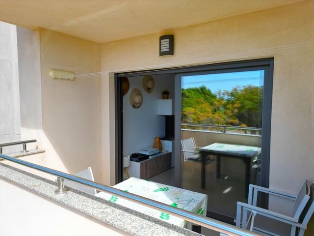 2 soverom Leilighet til salgs i Torre del Mar, Vélez-Málaga med svømmebasseng garasje - € 339 000 (Ref: 9303845)