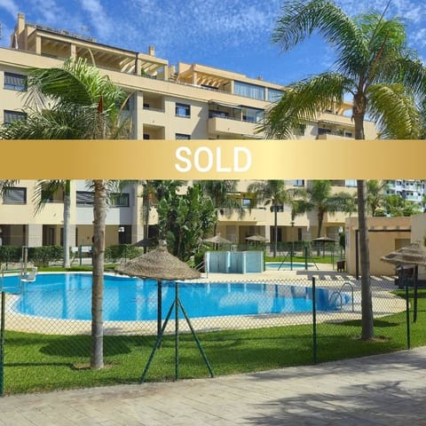2 soveværelse Lejlighed til salg i Torre del Mar, Vélez-Málaga med swimmingpool garage - € 339.000 (Ref: 9303845)