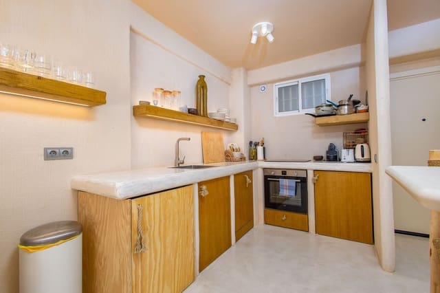 2 Zimmer Apartment zu verkaufen in Estepona mit Garage - 550.000 € (Ref: 9314483)