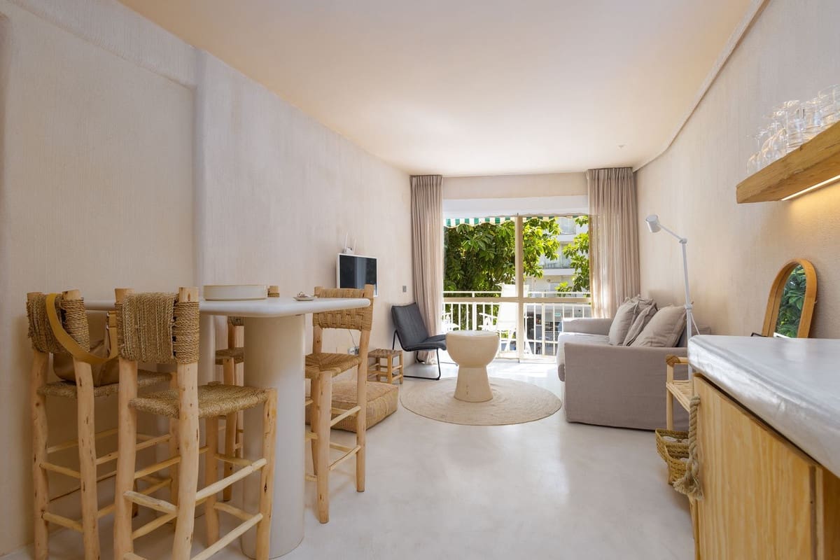 2 slaapkamer Appartement te koop in Estepona met garage - € 475.000 (Ref: 9314483)