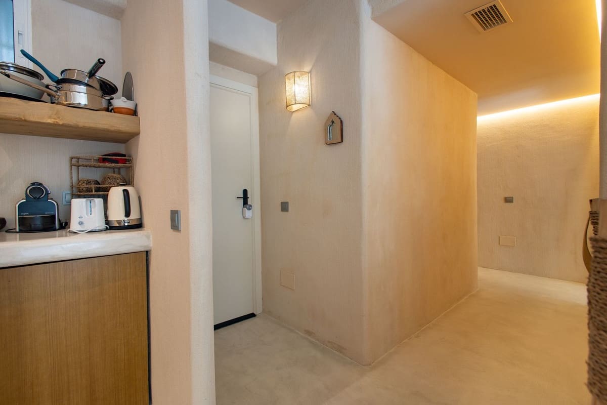 2 slaapkamer Appartement te koop in Estepona met garage - € 475.000 (Ref: 9314483)