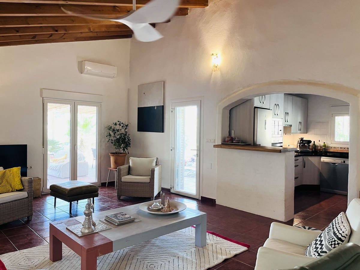 Finca/Casa Rural de 3 habitaciones en Alora en venta - 315.000 € (Ref: 9344079)