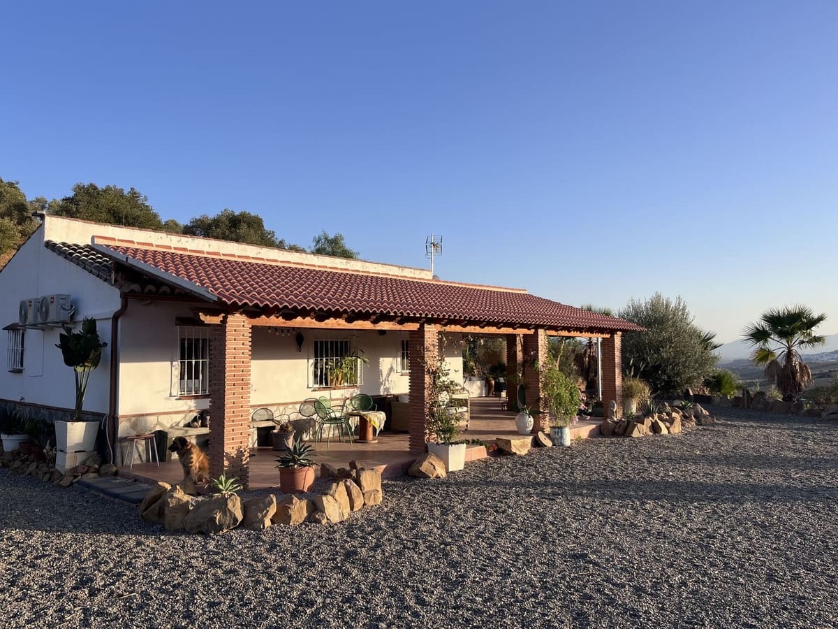 Finca/Casa Rural de 3 habitaciones en Alora en venta - 315.000 € (Ref: 9344079)