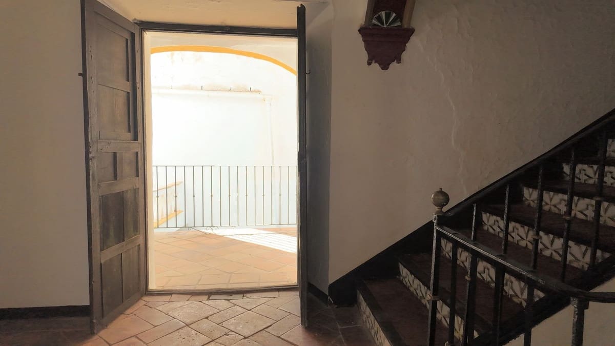 10 quarto Casa em Banda para venda em Casarabonela - 595 000 € (Ref: 9353829)