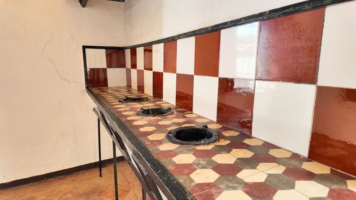 10 sypialnia Dom na sprzedaż w Casarabonela - 495 000 € (Ref: 9353829)