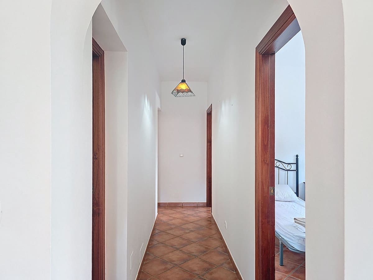 3 bedroom Villa for sale in Archez with pool garage - € 349,000 (Ref: 9357973)